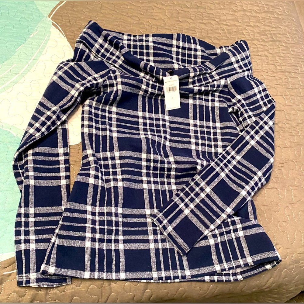 Banana republic off the shoulders stretch sweater top size S